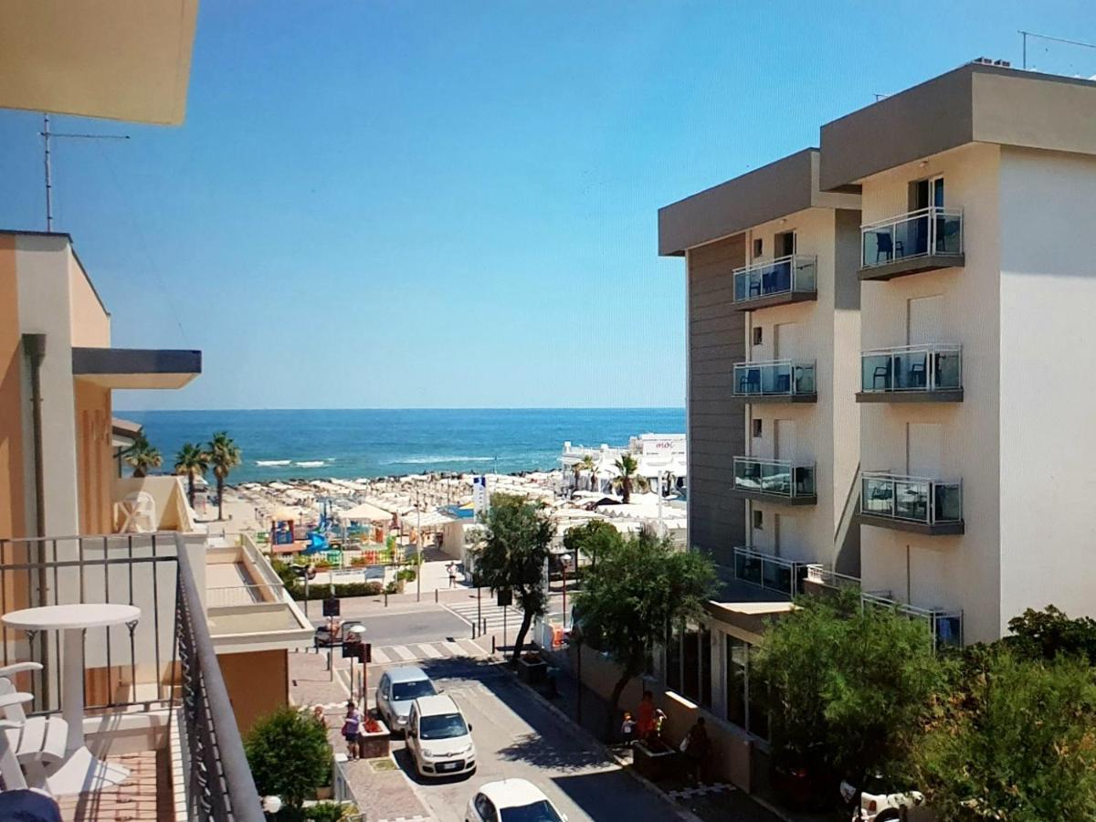 Hotel Baltic 3*